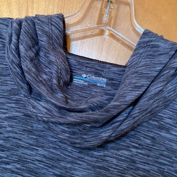 Columbia gray hooded top - Picture 2 of 3